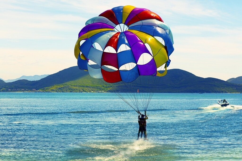Parachuting  in Nha Trang Beach, Khanh Hoa, Vietnam
